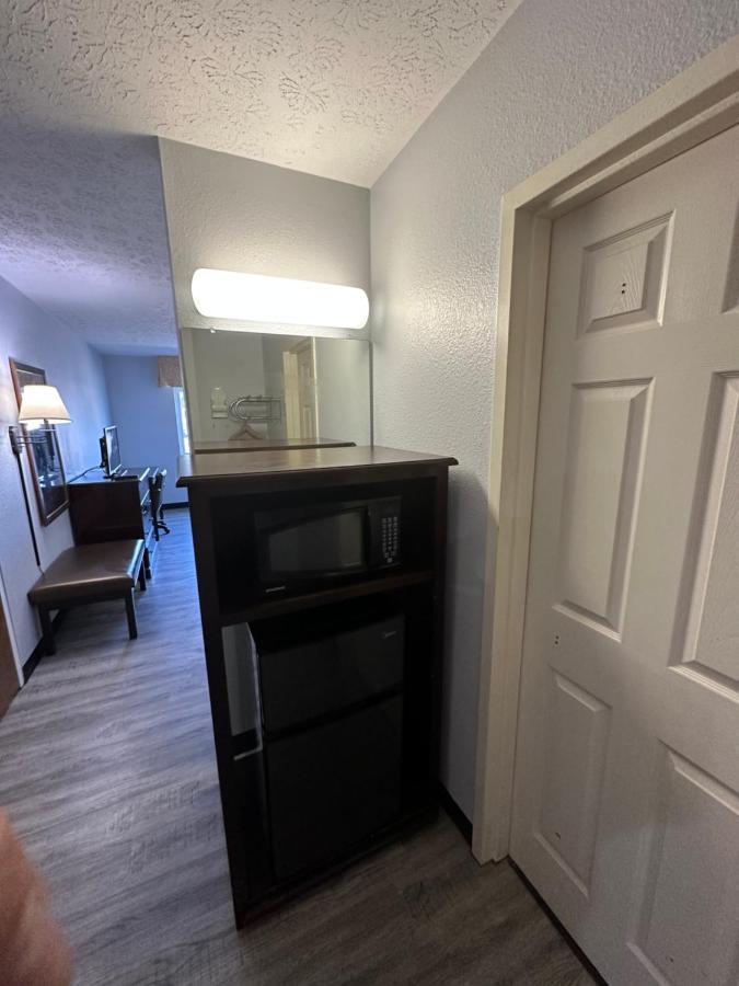 I65 Studio Suites Scottsburg Εξωτερικό φωτογραφία