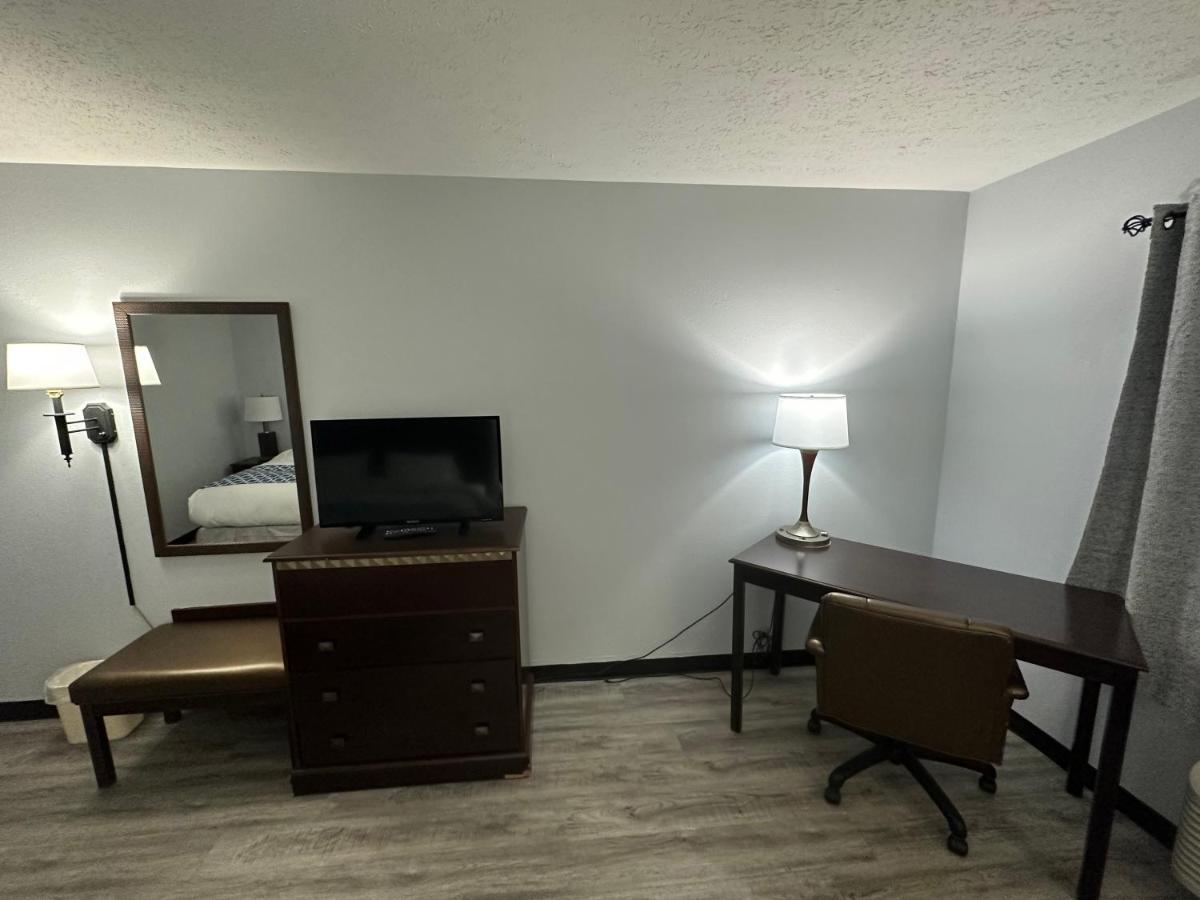 I65 Studio Suites Scottsburg Εξωτερικό φωτογραφία
